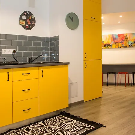 Old Town Premium By Mrg Bucureşti