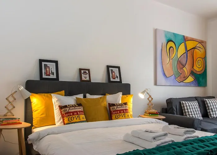 Old Town Premium By Mrg